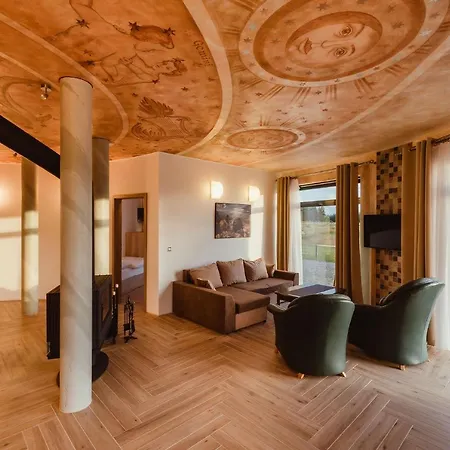 Hotel Dymnik *